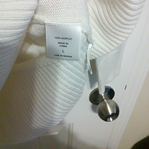 New York and Company Ivory Sweater - Picture 3 of 3